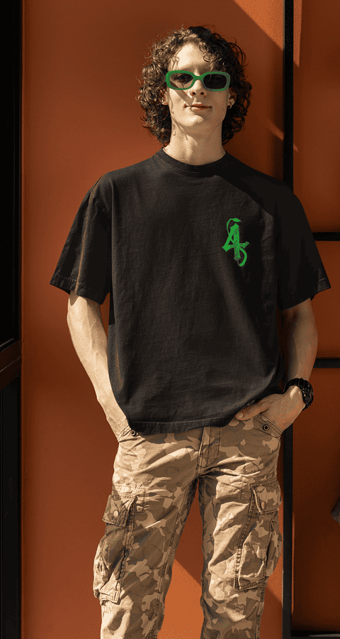 אוברסייז אנימה אולוקיאורה אספאדה 4